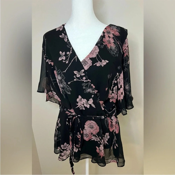 EUC City Chic Blossom Love Top, Size S/16, Black - Picture 4 of 9